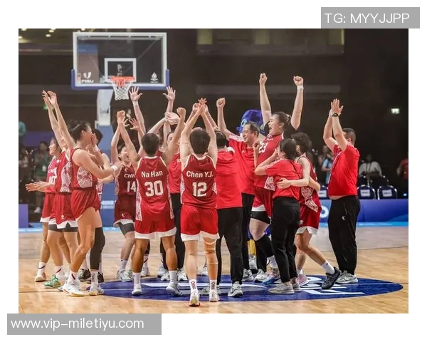 女篮锦标赛第二阶段四川队夺冠江苏武汉分获亚季军荣耀时刻